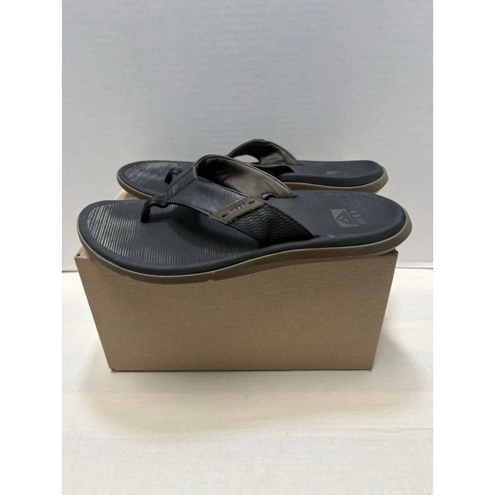REEF Men's Santa Ana Water-Friendly Flip Flops Brown Size 10